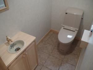 テラコッタタイル・トイレ